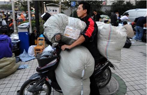 双十一顺丰快递员的真实工资,大件顺丰快递员工资一般多少