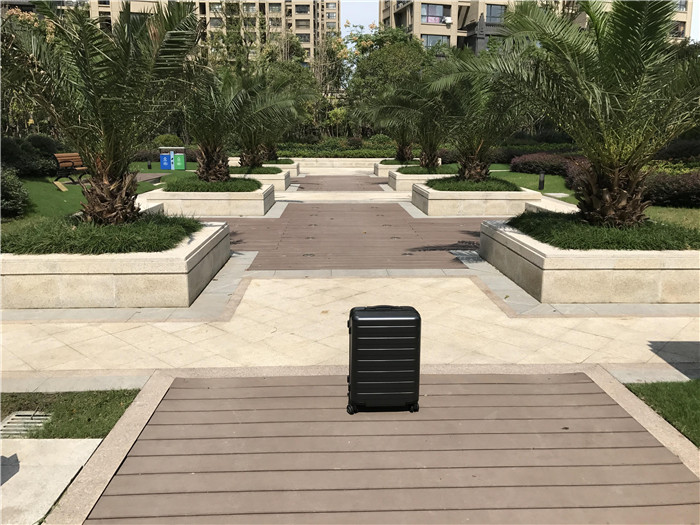 小米90分轻商务登机箱第二代上手,小米商旅背包199和149