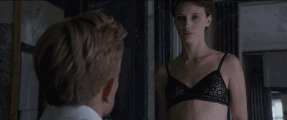 要说尺度，法国片有时比日本片更百无禁忌！