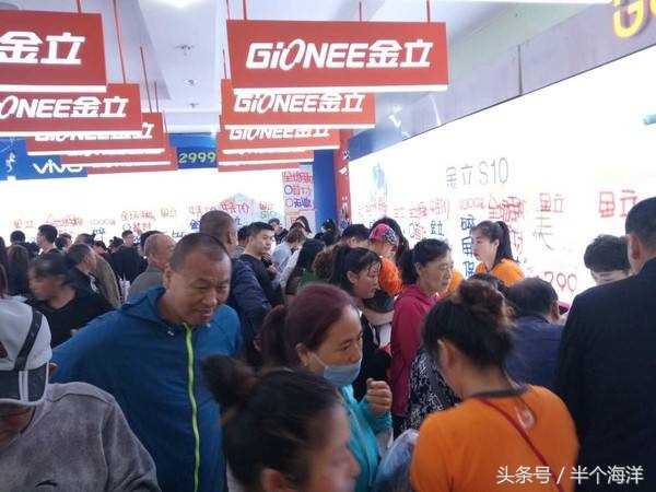 OV兄弟套路不深，威胁OV兄弟线下市场的不是小米华为而是它