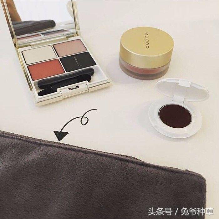 历年彩妆圣诞款,丧心病狂的妆容