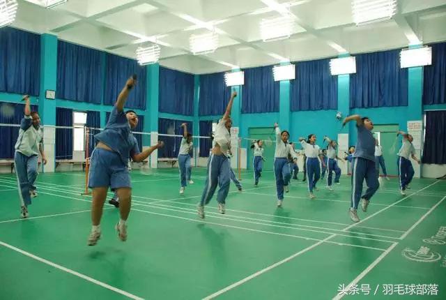 经常杀球下网的纠正方法,频繁杀球肘关节会疼吗