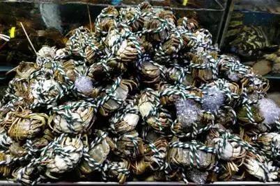 又是一年吃蟹时如何吃蟹才健康,吃蟹的最佳时间和禁忌