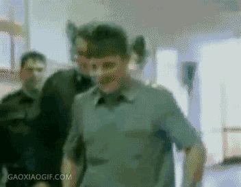 女人害怕老鼠的视频,真的害怕老鼠吗