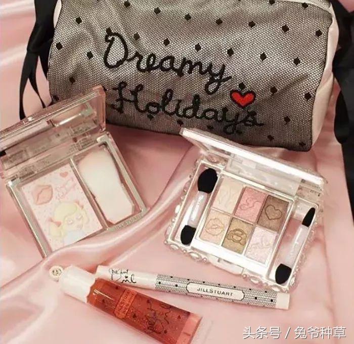 历年彩妆圣诞款,丧心病狂的妆容