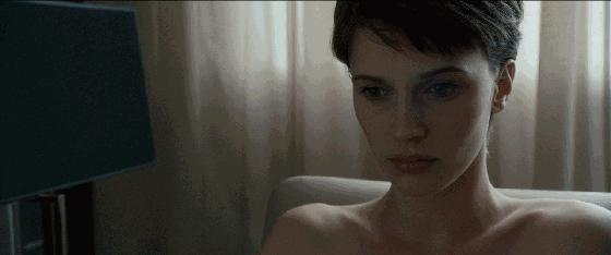 要说尺度，法国片有时比日本片更百无禁忌！