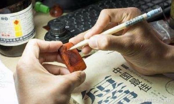 南红雕刻全过程!从视频来看南红从原石到精品的蜕变!