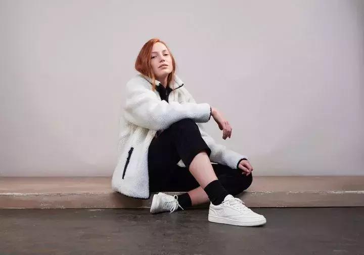 陈冠希穿老詹球衣开演唱会,陈冠希穿詹姆斯球衣演唱会