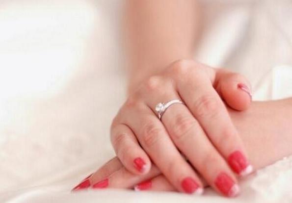 冬天长冻疮又疼又痒该怎么办,冬天长冻疮的最佳治疗方法