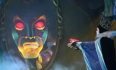 白雪公主和嫉妒她的后妈,白雪公主和她的后妈到底谁更好看