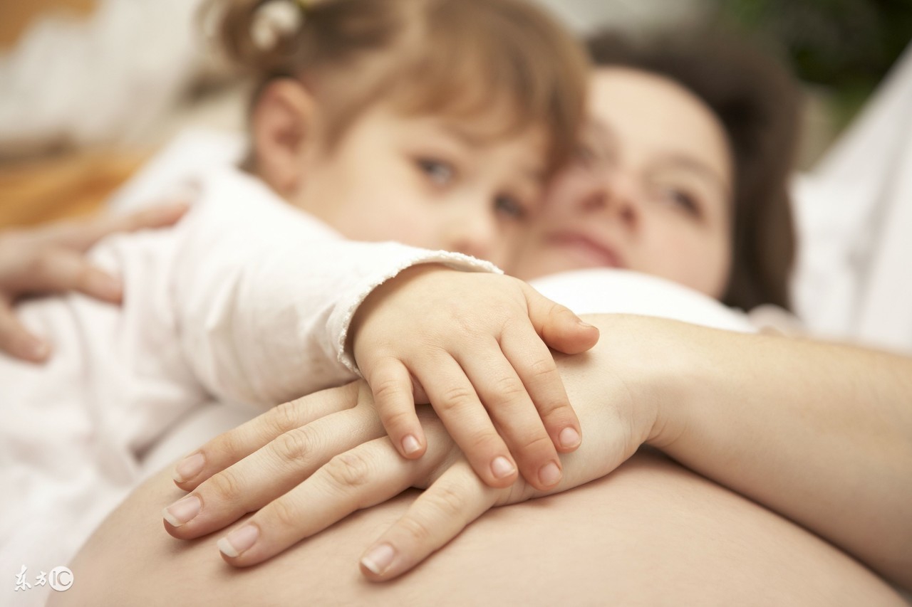 孕妇吃叶酸和复合维生素哪个好,孕妇吃叶酸还是爱乐维复合维生素