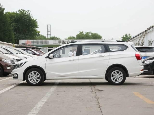 旅行车瓦罐车推荐5万到10万 (国产旅行车推荐二手5万左右)