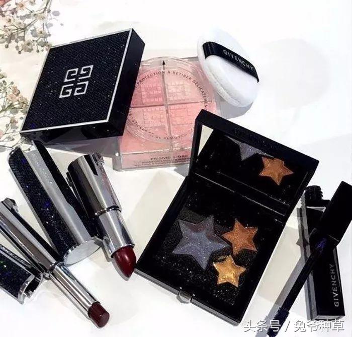 历年彩妆圣诞款,丧心病狂的妆容