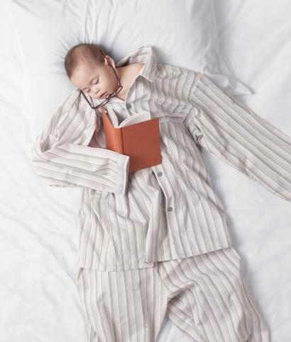 儿童如何改掉晚睡习惯,孩子总是很晚睡如何帮她调整作息