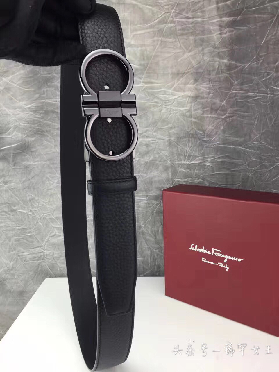 菲拉格慕的皮带适合商务正装吗,菲拉格慕皮带可以配正装吗