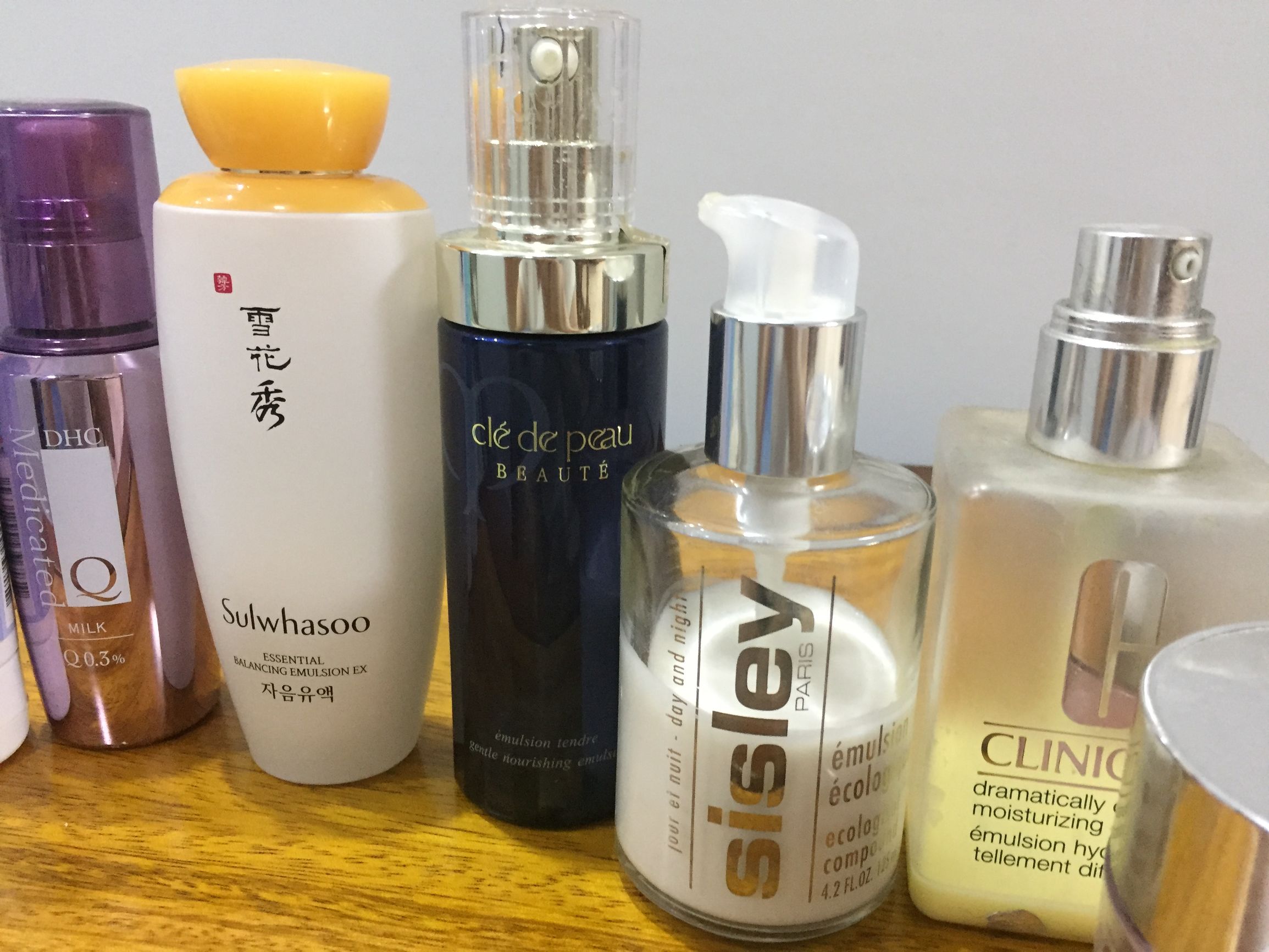 希思黎全能乳分保湿和抗皱,希思黎全能乳有抗老效果吗