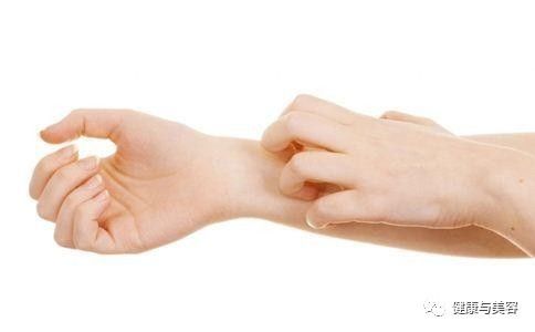 目涩眼干,咽喉热痒老想咳嗽清热解毒