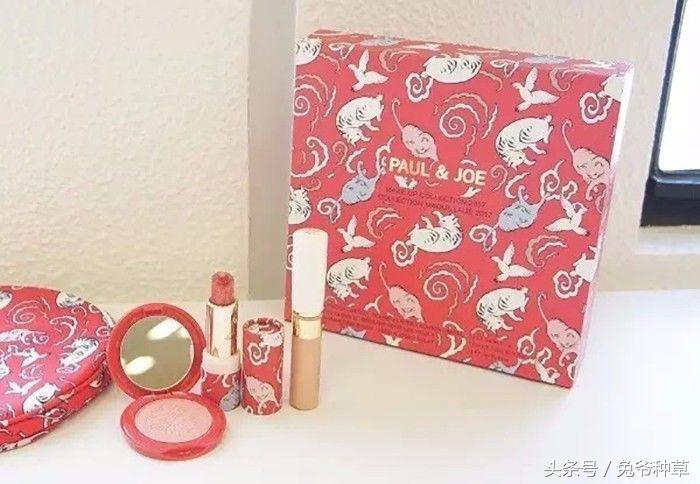 历年彩妆圣诞款,丧心病狂的妆容