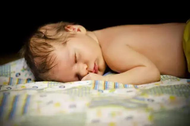 宝爸宝妈幼儿科普知识,六个月宝宝中医推拿按摩