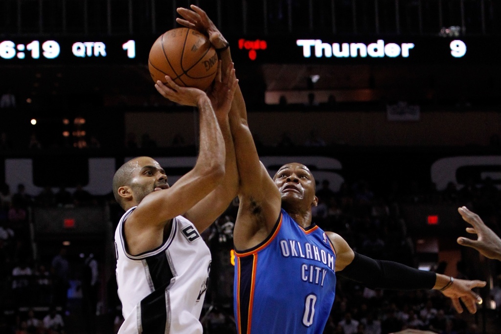 NBA现役攻防最强球星！杜兰特屈居第二，字母哥未来统治联盟