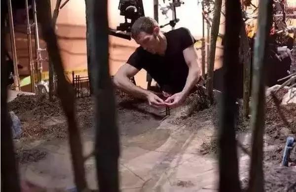 有的人不努力却幸福一生,不努力就得回去继承万亿家产