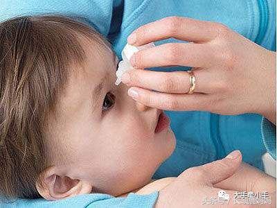 小孩刚刚发现近视怎么预防,孩子出现近视的前兆家长要注意了