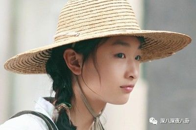 贵圈时刻是个暗流涌动的比拼场,比颜值,比衣品,比演技,比关系