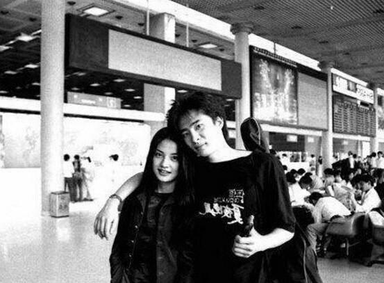 angelababy撞脸赵薇,赵薇老房有喜照片撞脸杨颖