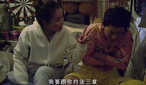 白雪公主和嫉妒她的后妈,白雪公主和她的后妈到底谁更好看