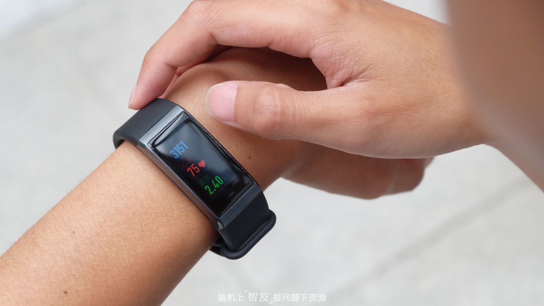 手腕上的运动健康管家：AMAZFIT米动手环体验谈