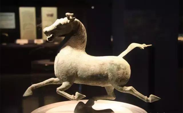 西安到哪里的机票最便宜国庆,元旦机票西安飞哪里最便宜