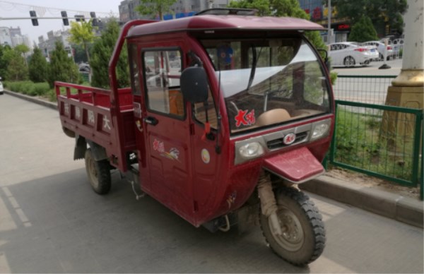 一般三轮车电瓶使用寿命,三轮车电池怎么保养才能延缓衰减
