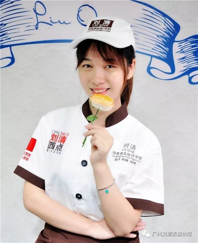 可食用翻糖糖花,翻糖英式糖花教程