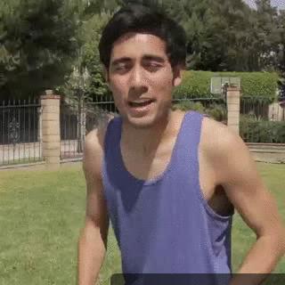 女人害怕老鼠的视频,真的害怕老鼠吗