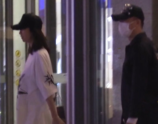 孙红雷妻子为其庆生,孙红雷妻子正面照曝光