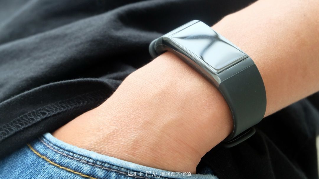 手腕上的运动健康管家：AMAZFIT米动手环体验谈