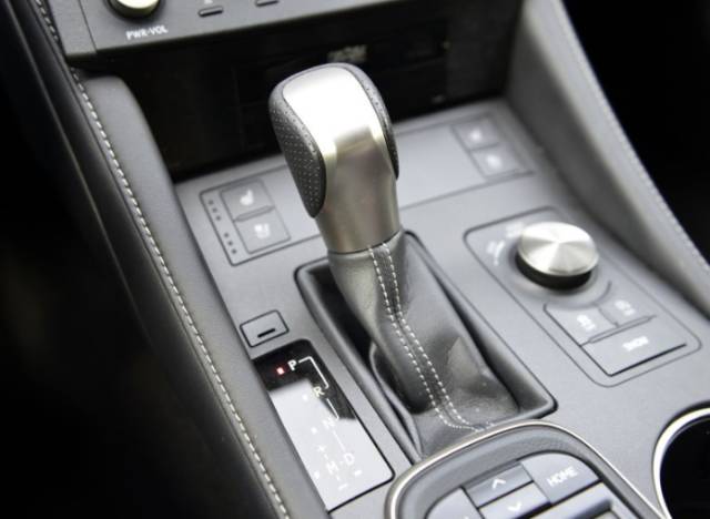 rc200雷克萨斯底盘,辣评汽车奥迪宝马奔驰