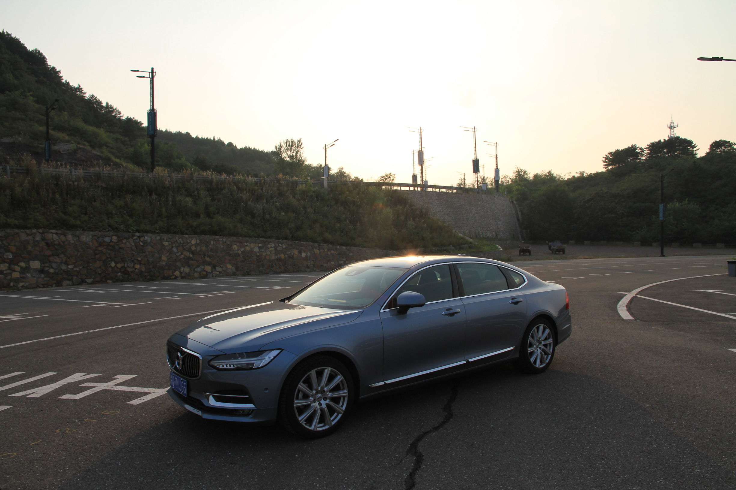 白话聊汽车,沃尔沃s902021款试驾视频