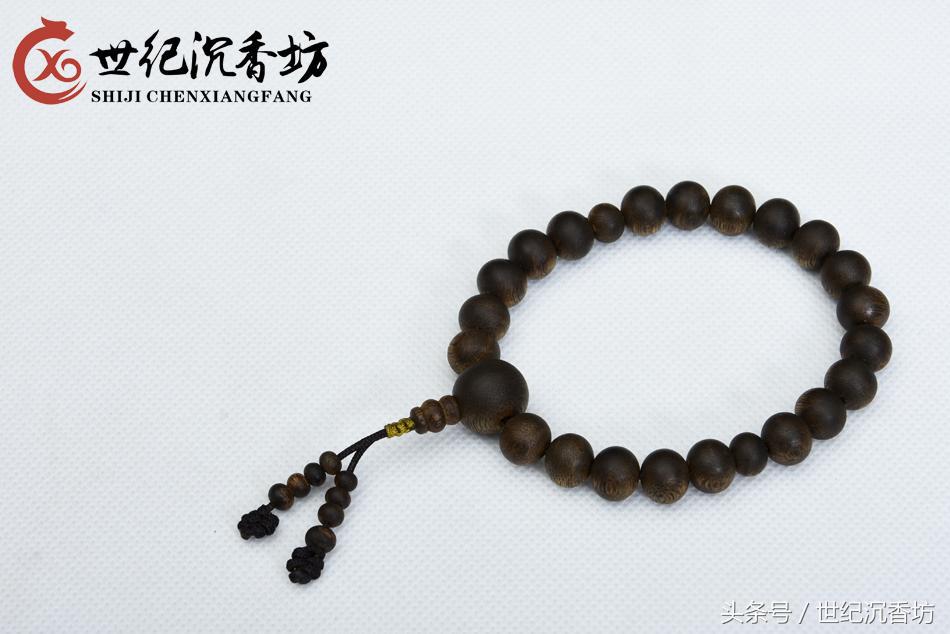 如何鉴别沉香手串的真假图解,怎样区分沉香是真货还是假货