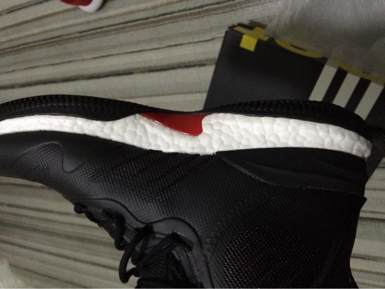 低调的外观,超赞的脚感,罗斯8开箱