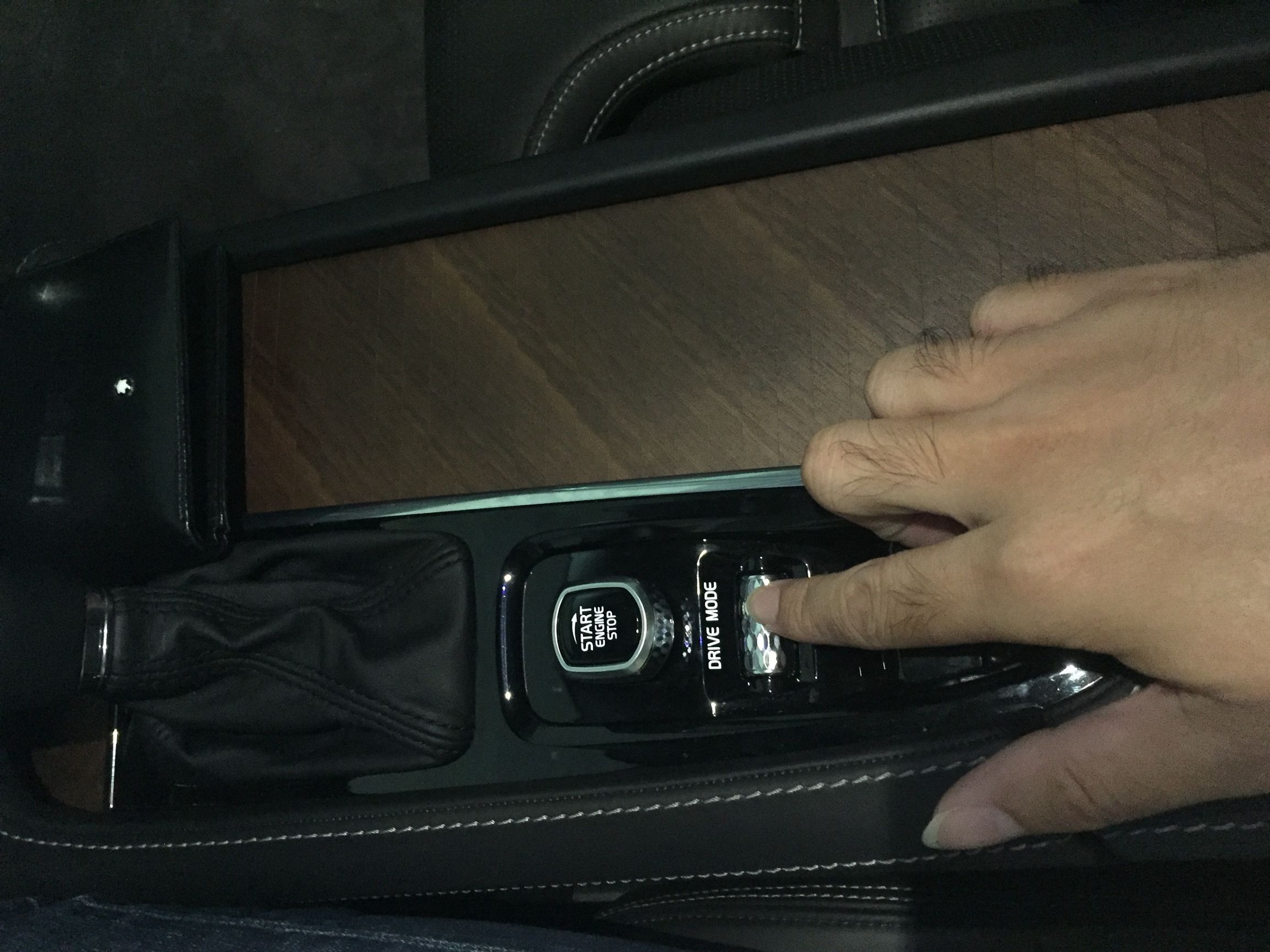 白话聊汽车,沃尔沃s902021款试驾视频