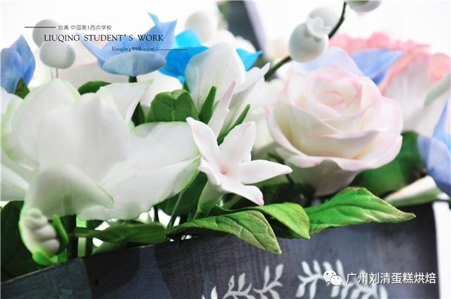 可食用翻糖糖花,翻糖英式糖花教程