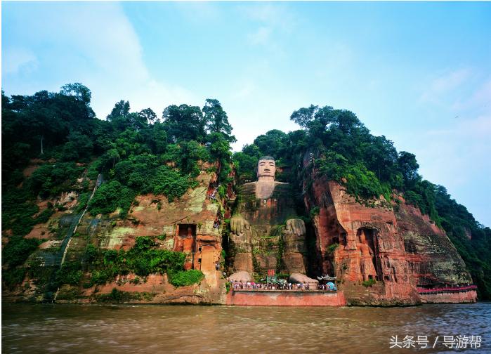 乐山大佛导游词200个字三年级,介绍乐山大佛250个字的导游词