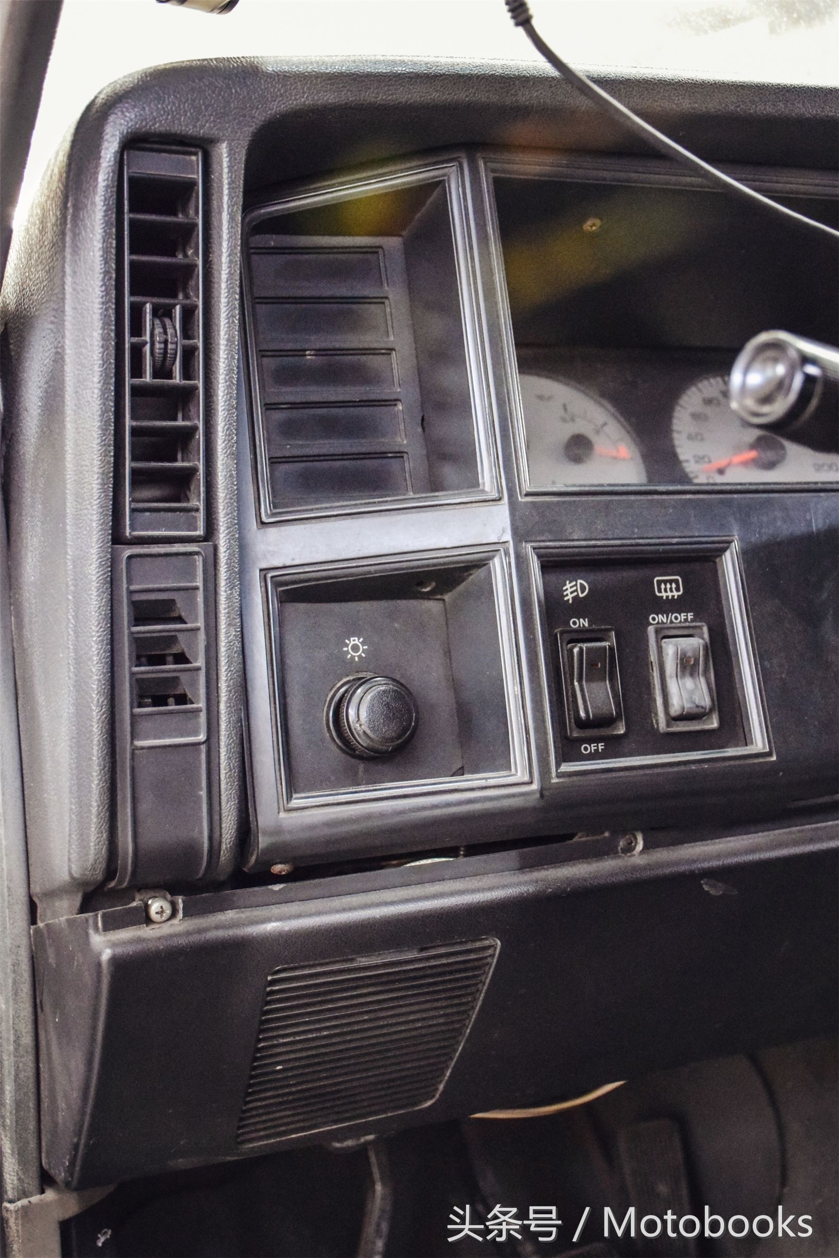 老车｜“老兵不死”1998Jeep小切诺基