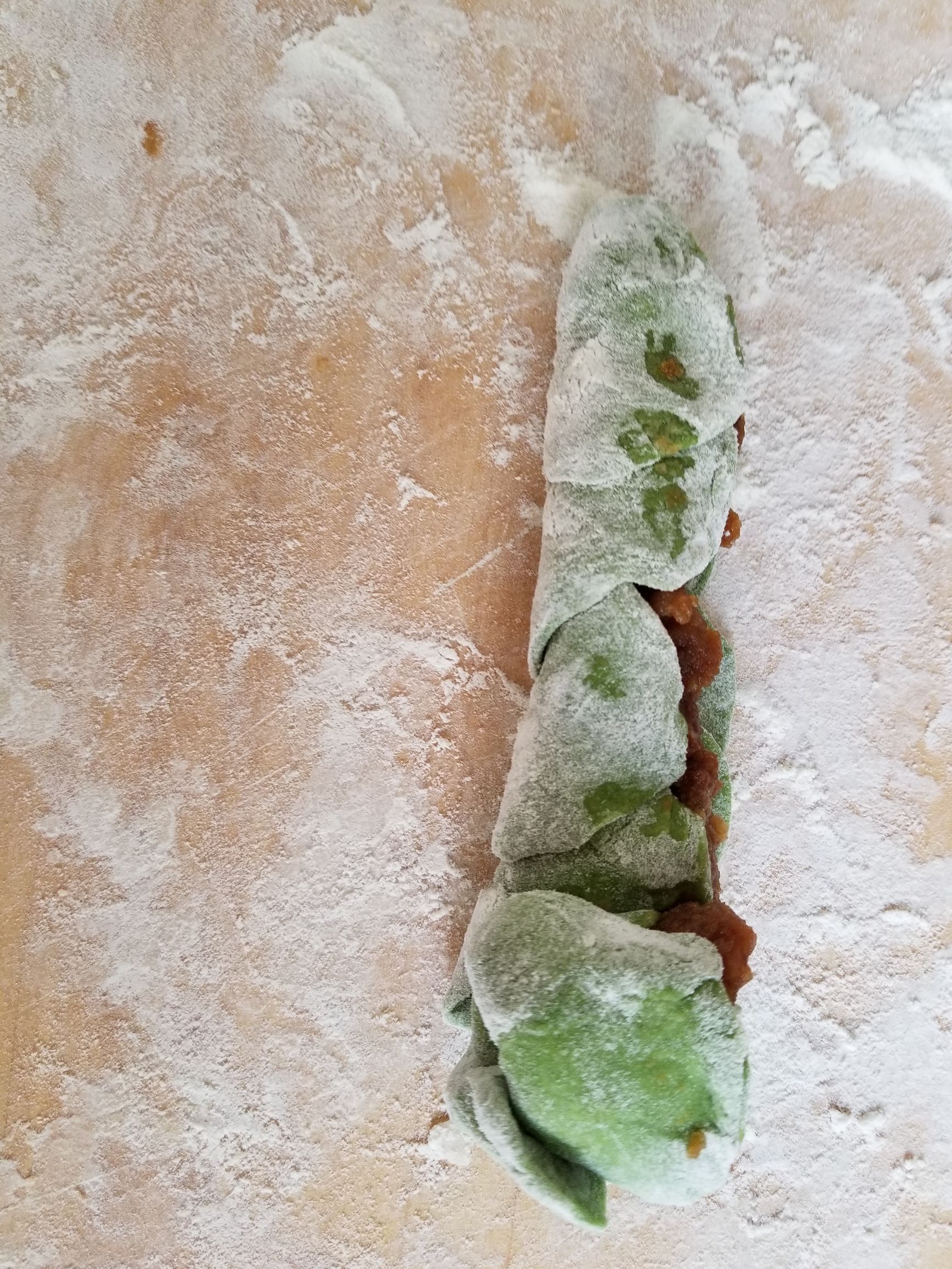 蛋清过敏宝宝的辅食,8-9个月鸡蛋过敏的辅食怎么做