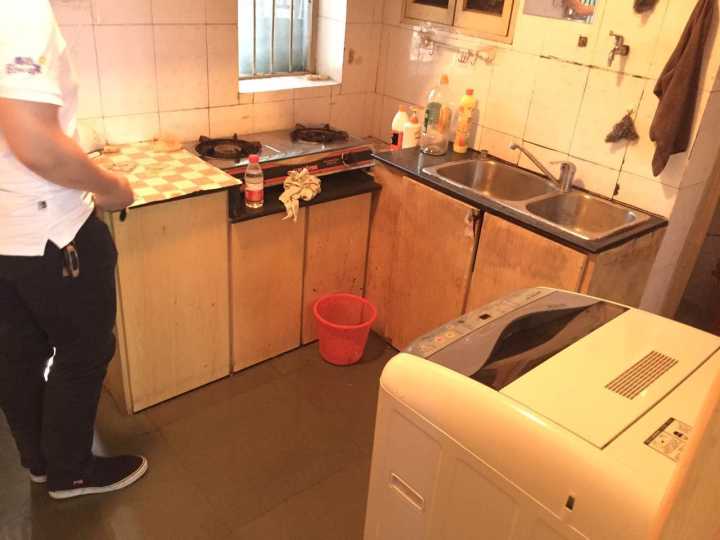 厉害辣我的姐！这是一个关于1000元改变出租屋的苦逼故事！