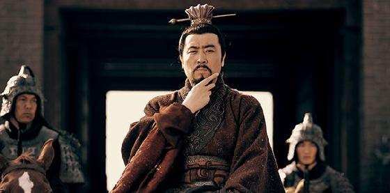 夏侯惇生吞眼珠子的动画视频,夏侯惇生吞眼珠