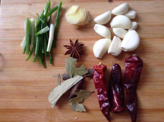 周末在家吃点儿啥好,周末一个人在家能做点什么饭吃