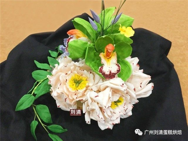 可食用翻糖糖花,翻糖英式糖花教程