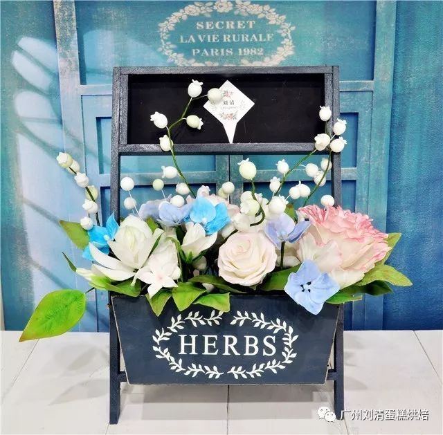 可食用翻糖糖花,翻糖英式糖花教程